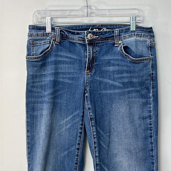 INC Skinny Leg Curvy Fit Cropped Denim Blue Jeans Size 6 Summer Casual - Picture 2 of 12